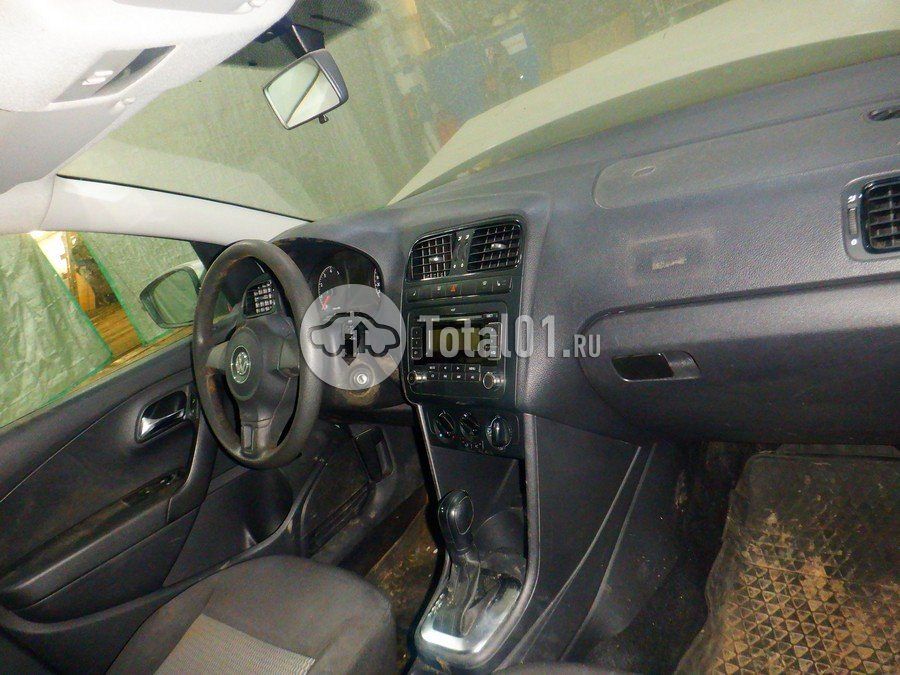 Фото Volkswagen Polo 22