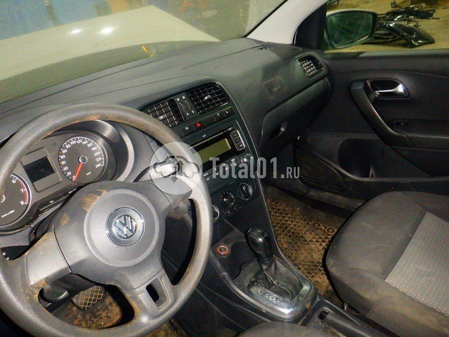 Фото Volkswagen Polo 54