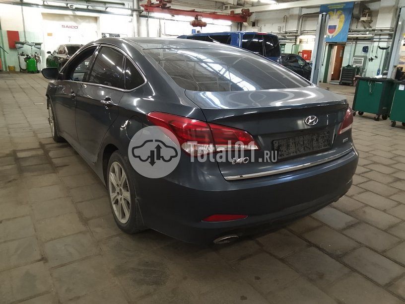 Фото Hyundai i40 8