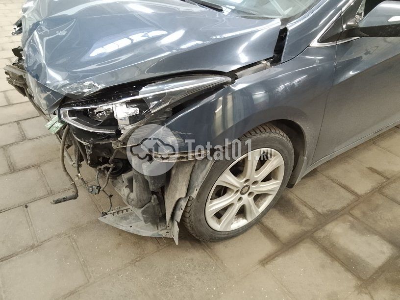 Фото Hyundai i40 12