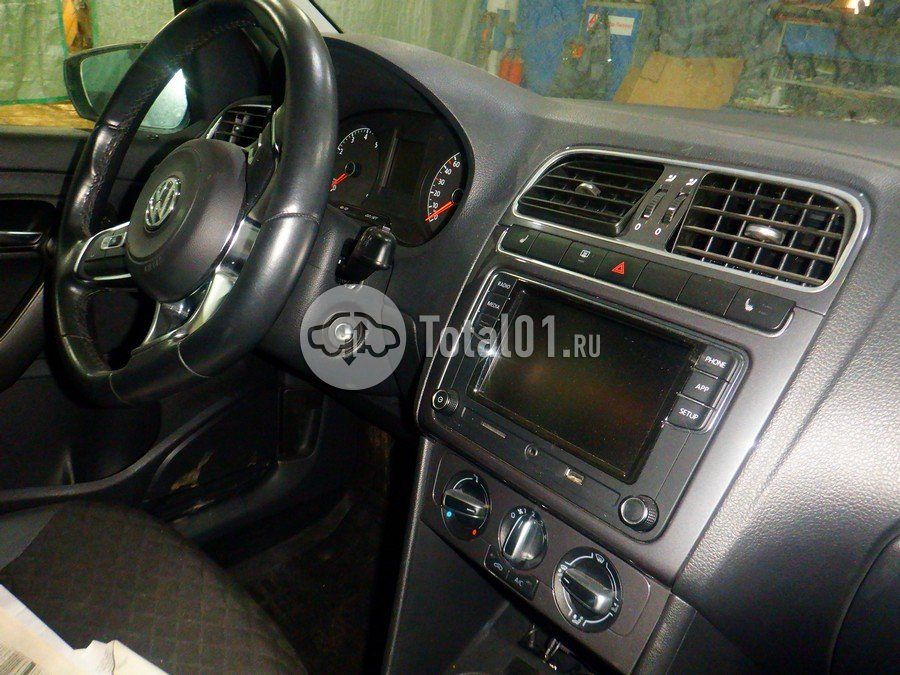 Фото Volkswagen Polo 34
