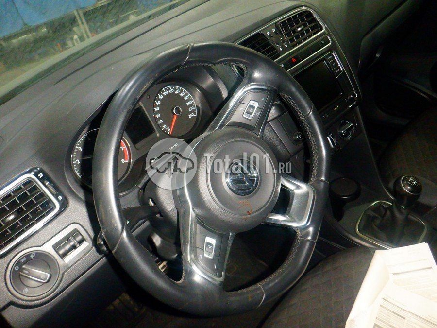 Фото Volkswagen Polo 52