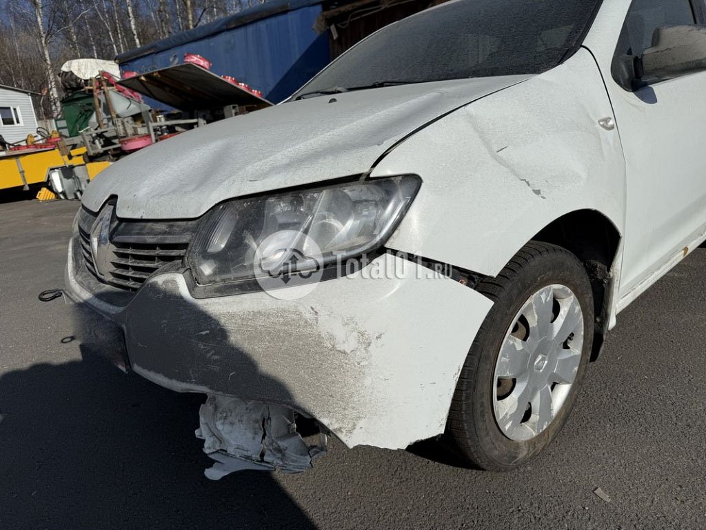 Фото Renault Logan 6