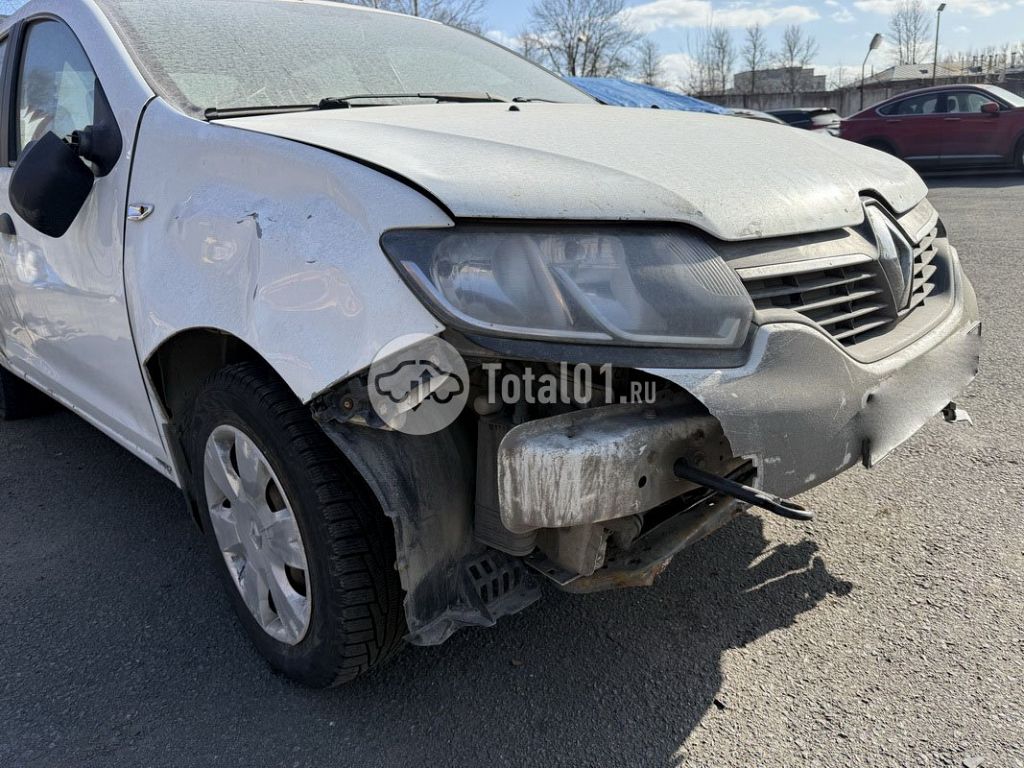 Фото Renault Logan 10