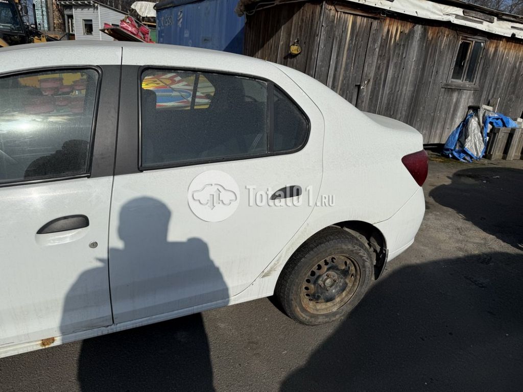 Фото Renault Logan 28