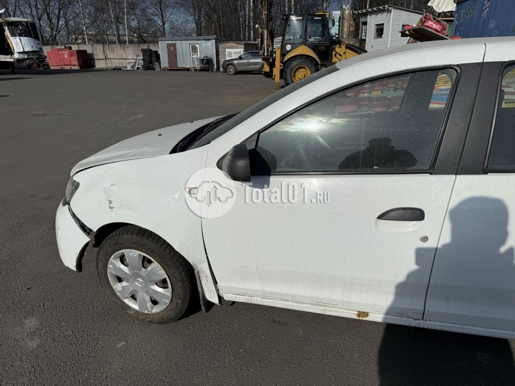 Фото Renault Logan 30