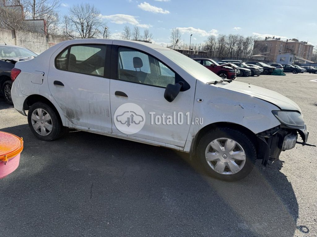 Фото Renault Logan 46