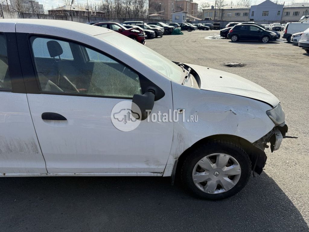 Фото Renault Logan 58