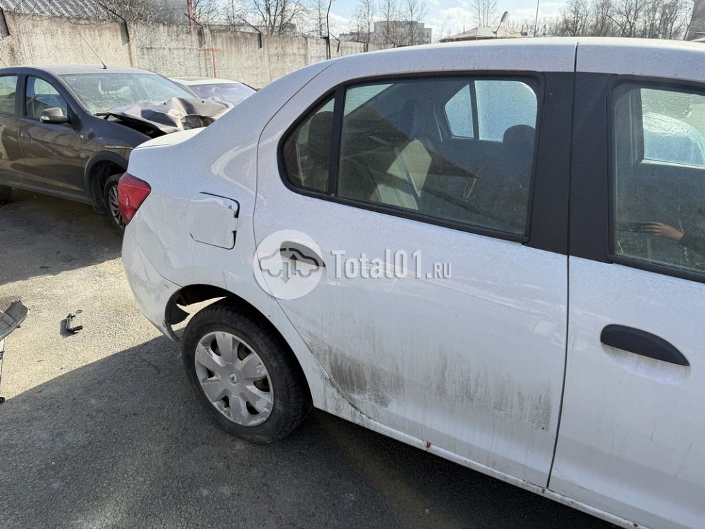 Фото Renault Logan 60