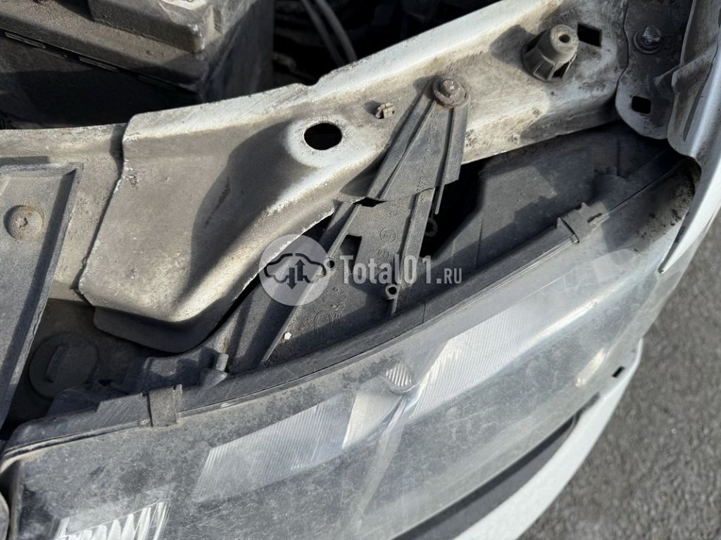 Фото Renault Logan 80