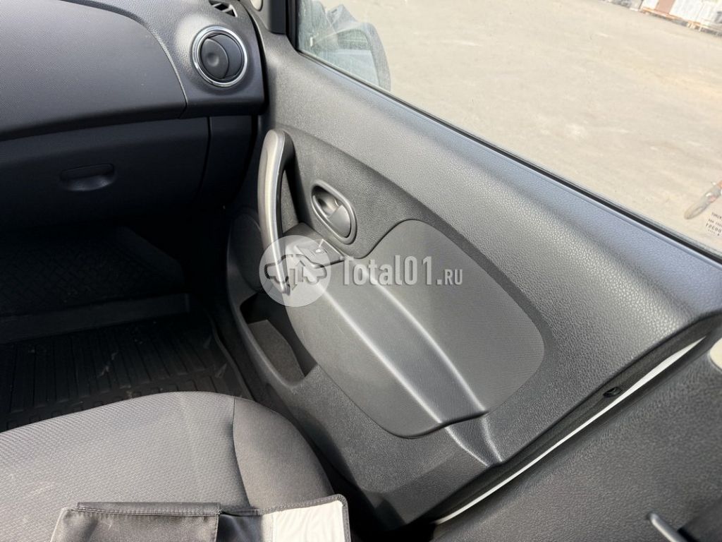 Фото Renault Logan 96