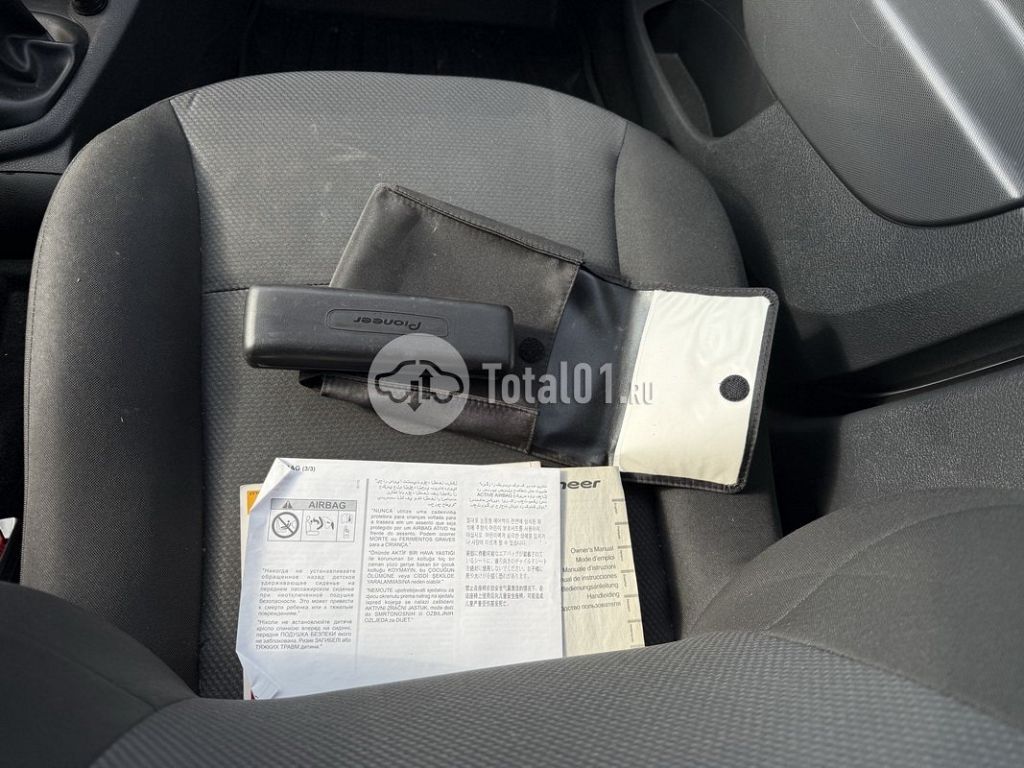 Фото Renault Logan 98