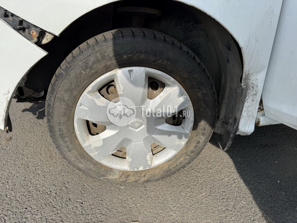Фото Renault Logan 138
