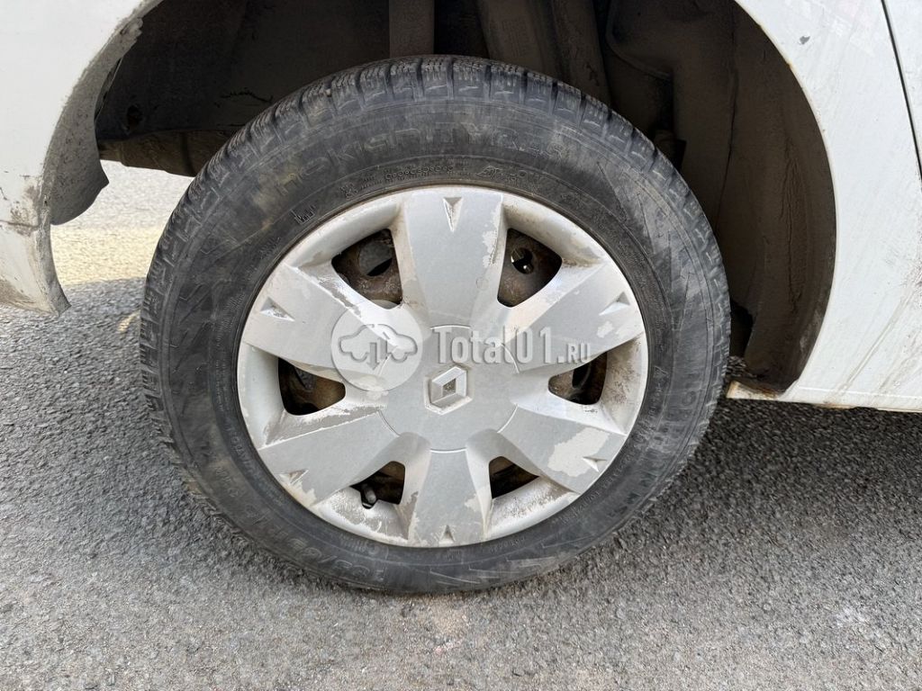 Фото Renault Logan 146
