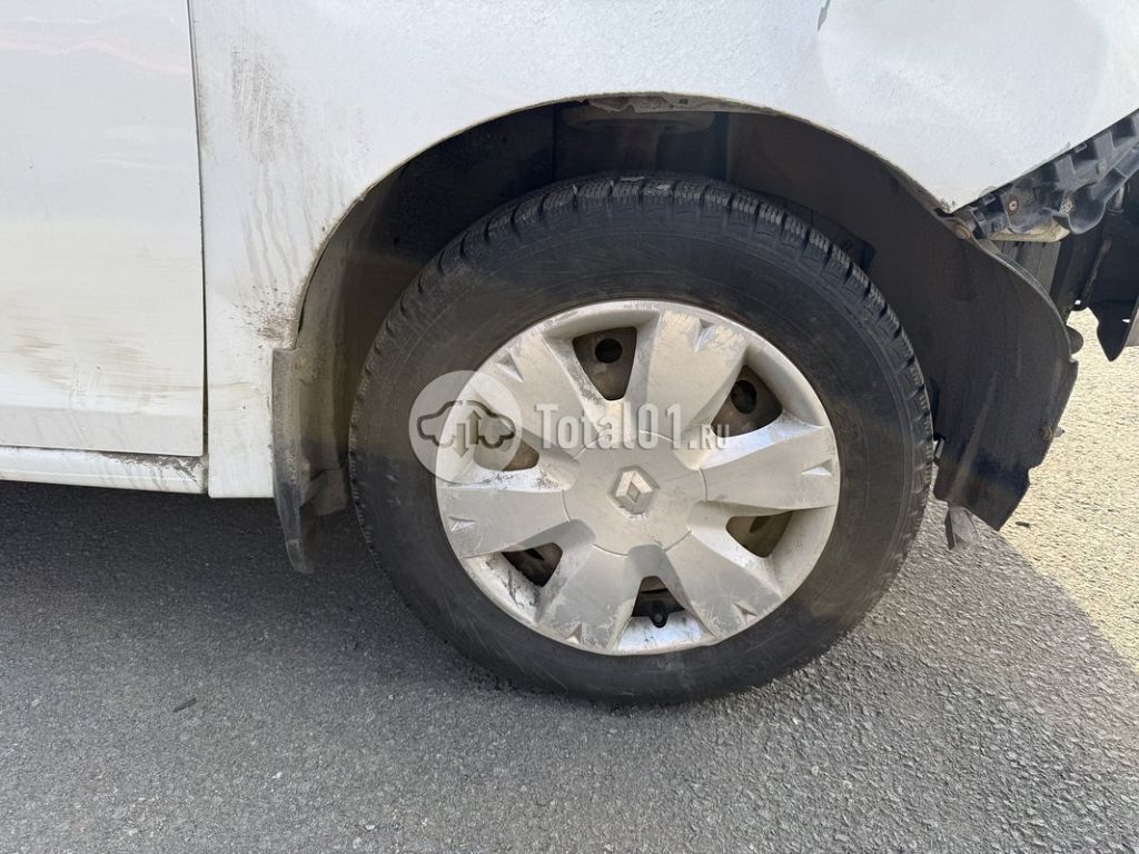 Фото Renault Logan 154