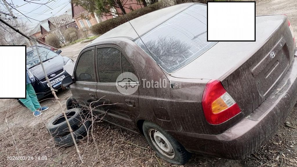 Фото Hyundai Accent 14