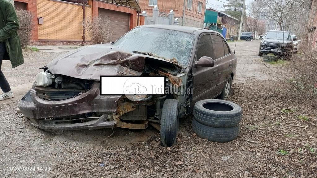 Фото Hyundai Accent 16