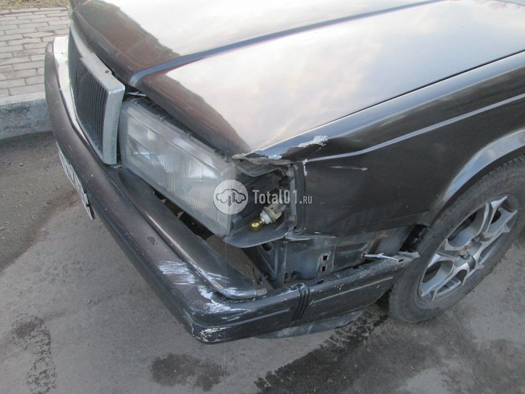 Фото Volvo 940 10