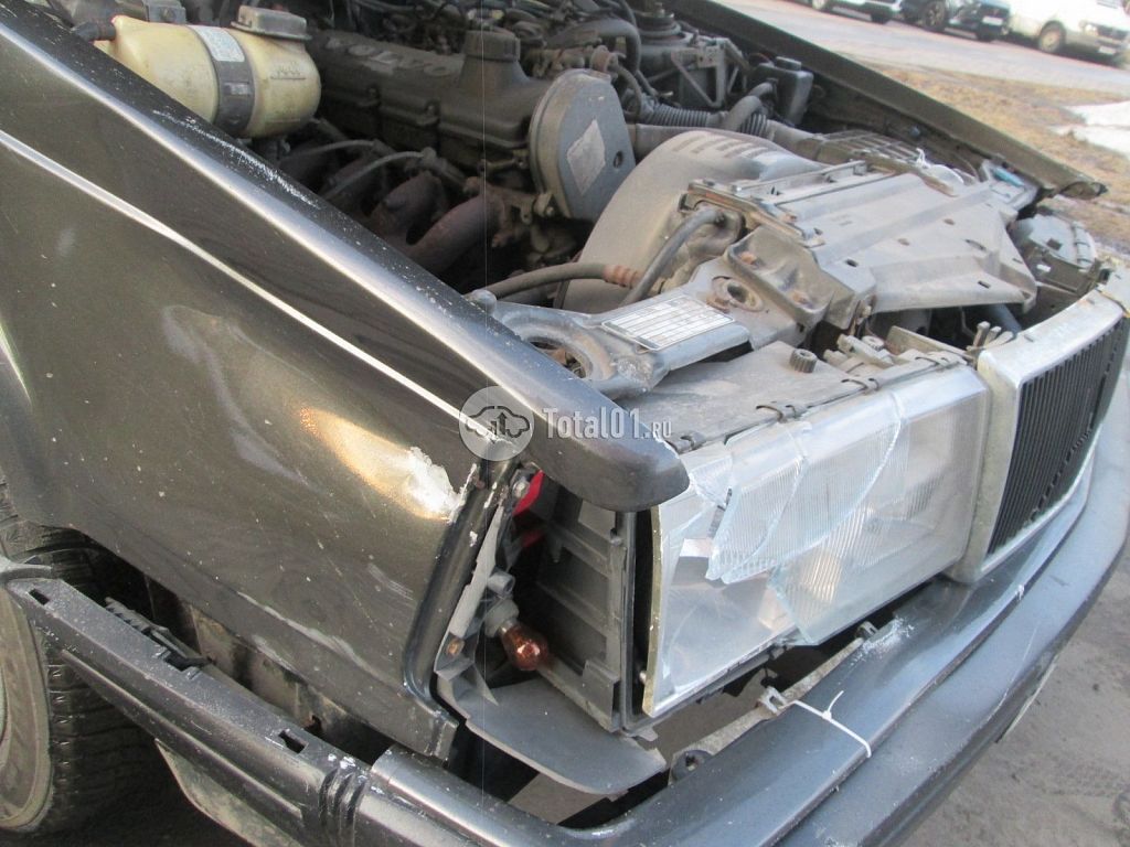 Фото Volvo 940 18