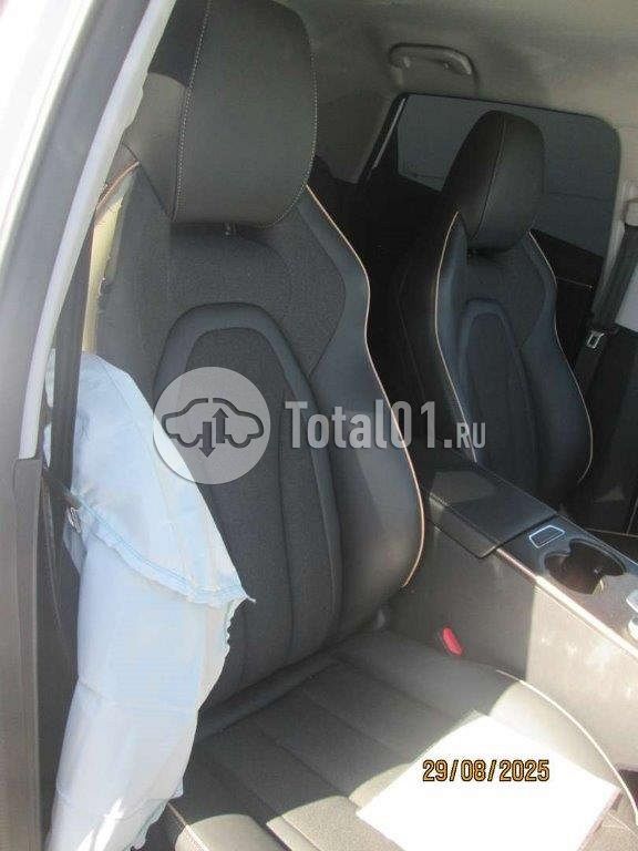 Фото OMODA C5 18