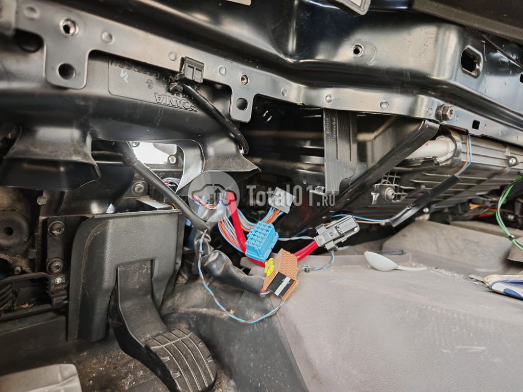 Фото Scania R4X200 96