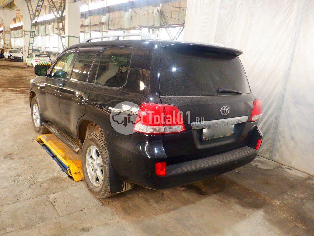 Фото Toyota Land Cruiser 8