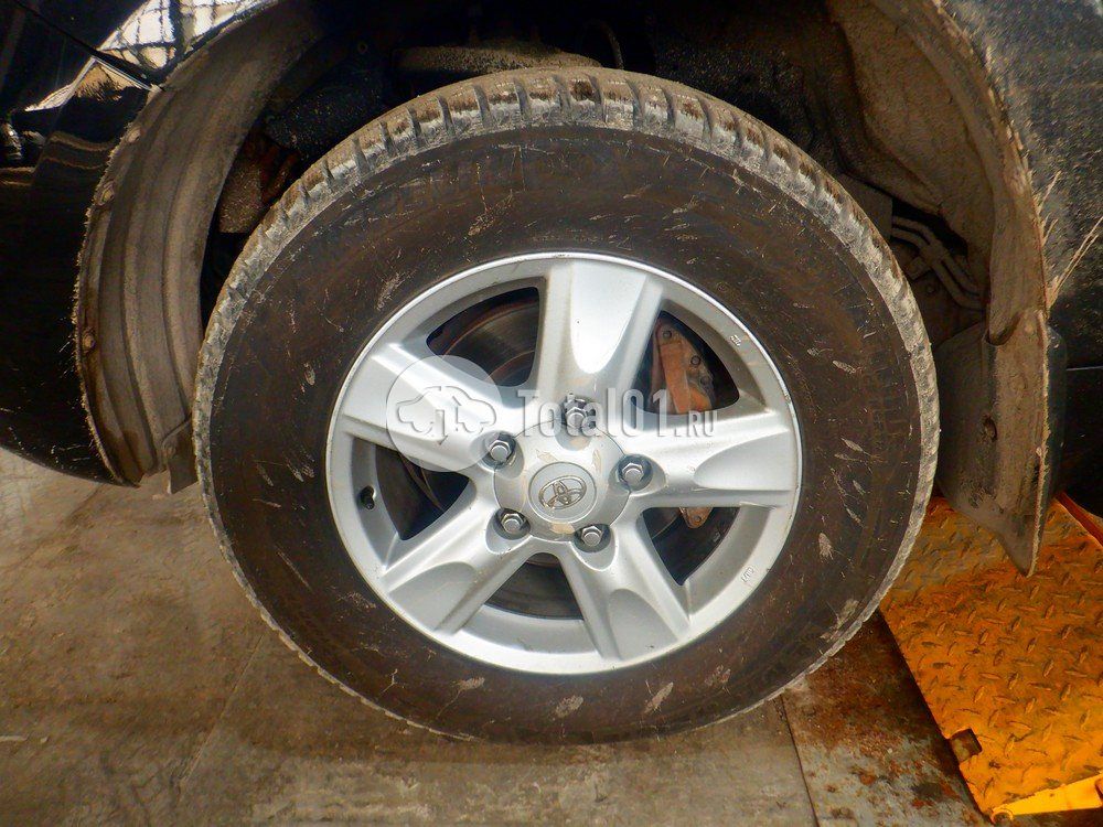 Фото Toyota Land Cruiser 28