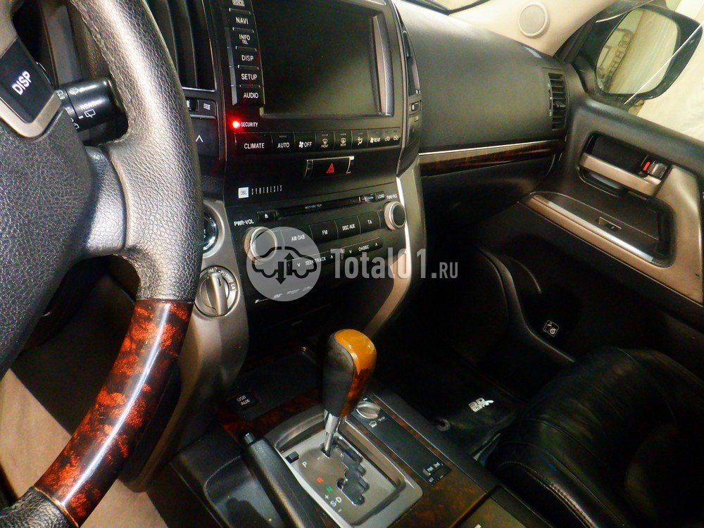 Фото Toyota Land Cruiser 48