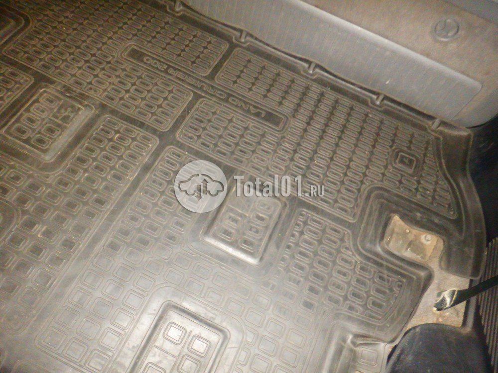 Фото Toyota Land Cruiser 68