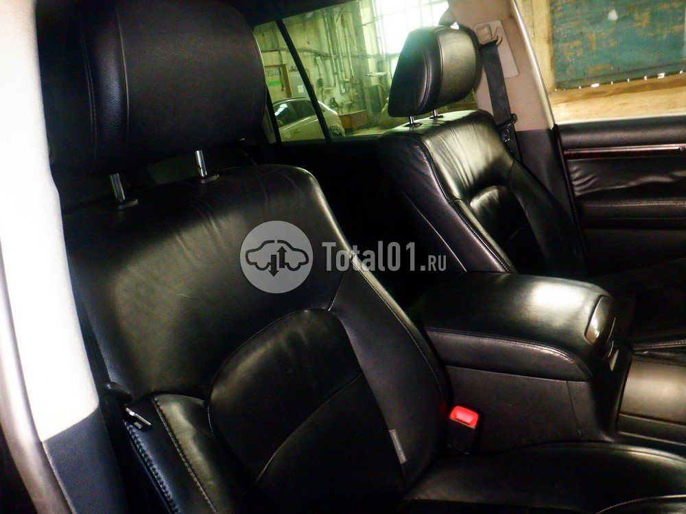 Фото Toyota Land Cruiser 100