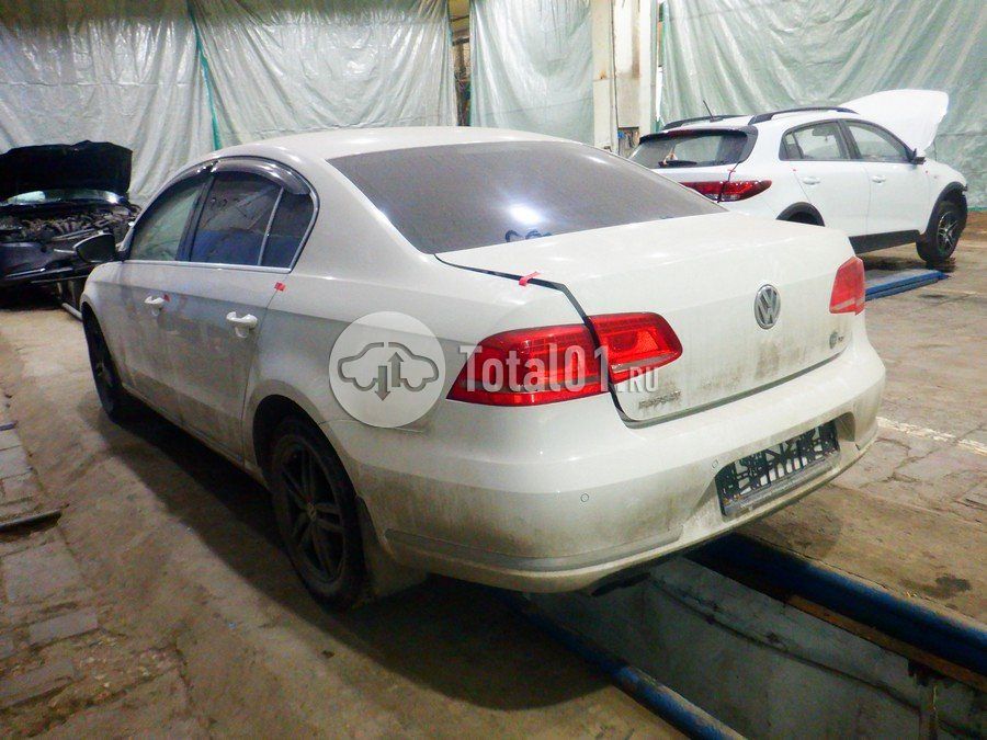 Фото Volkswagen Passat 16