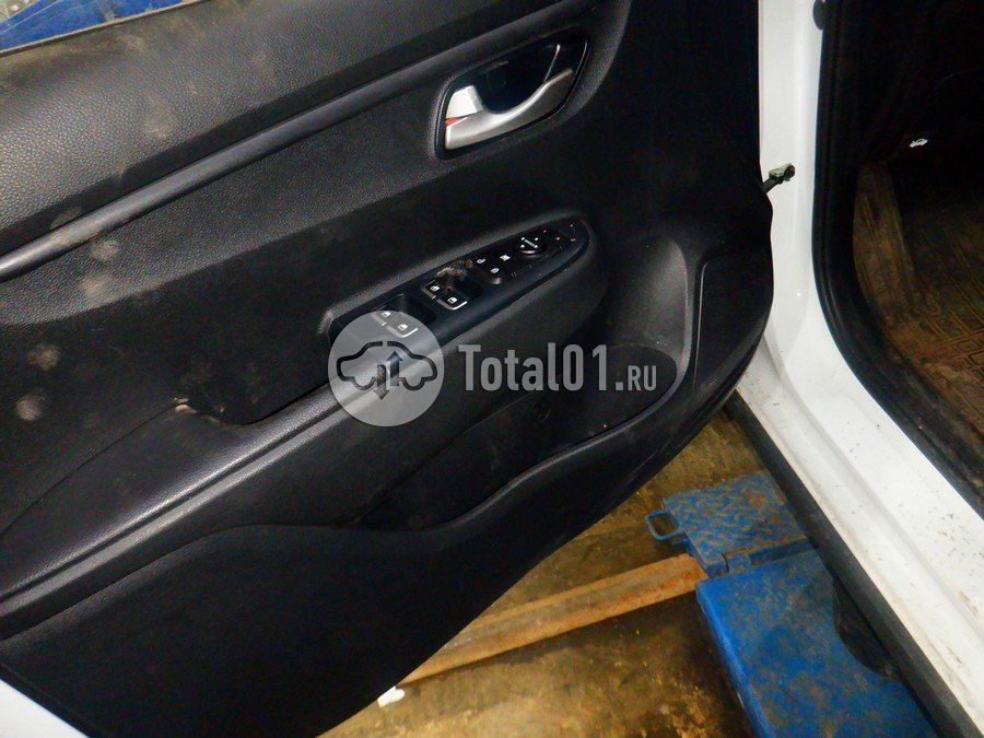 Фото KIA Rio 74