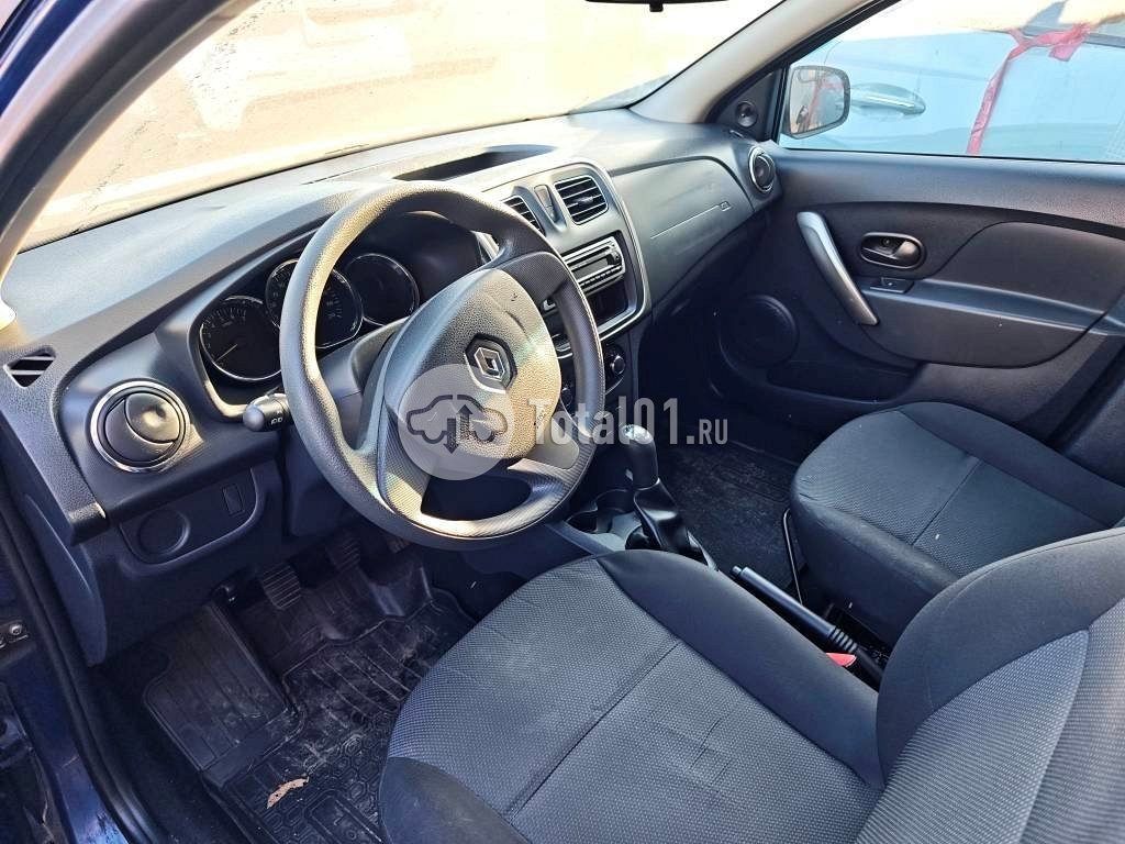 Фото Renault Logan 16