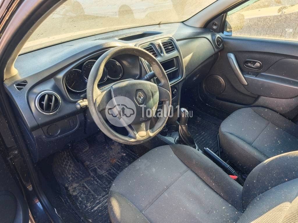 Фото Renault Logan 14