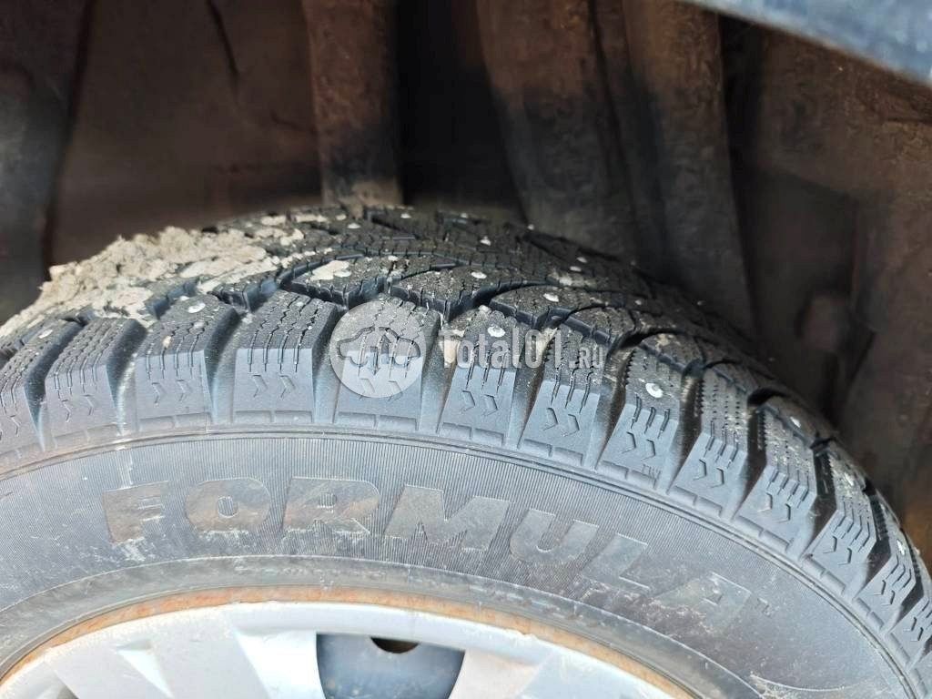 Фото Renault Logan 36