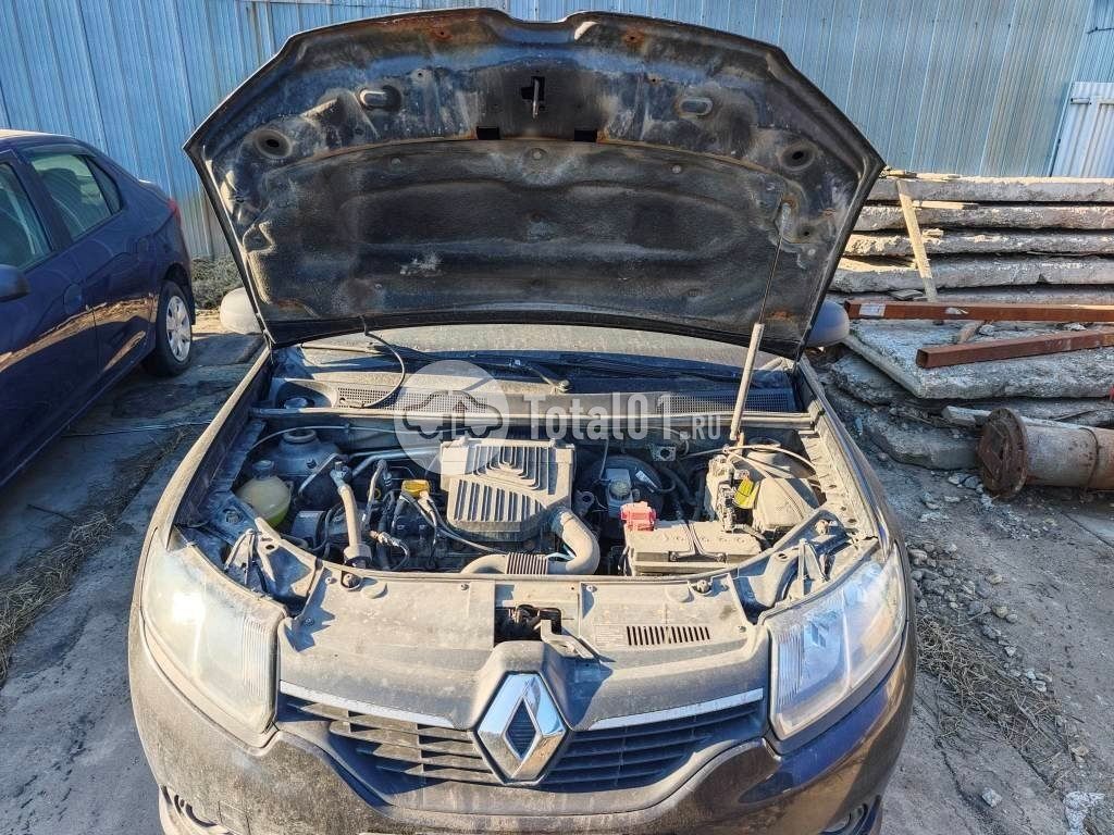 Фото Renault Logan 46