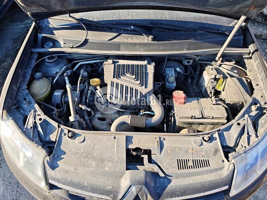 Фото Renault Logan 50