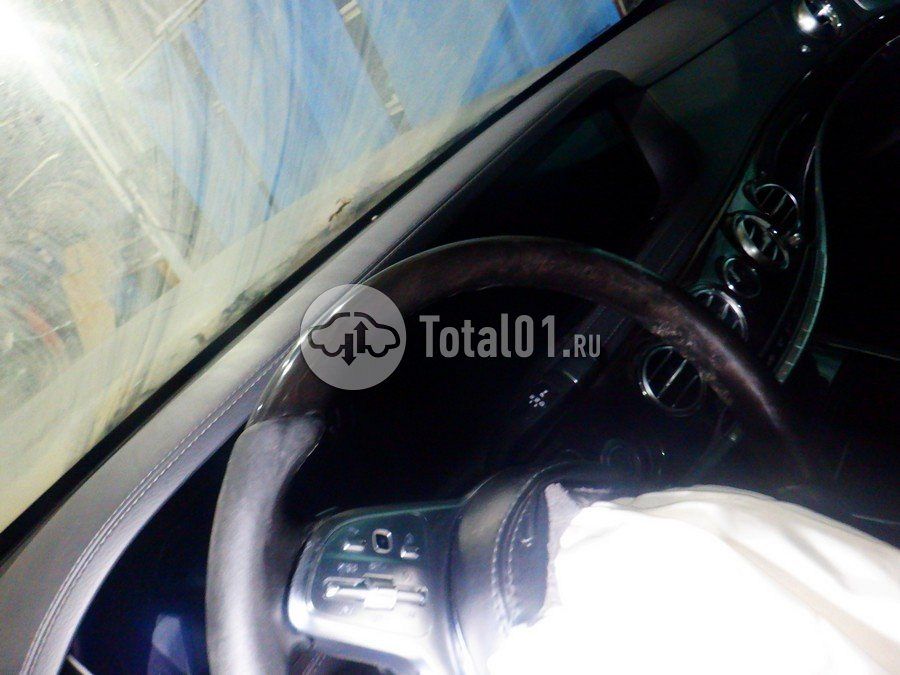 Фото Mercedes-Benz S-класс 104