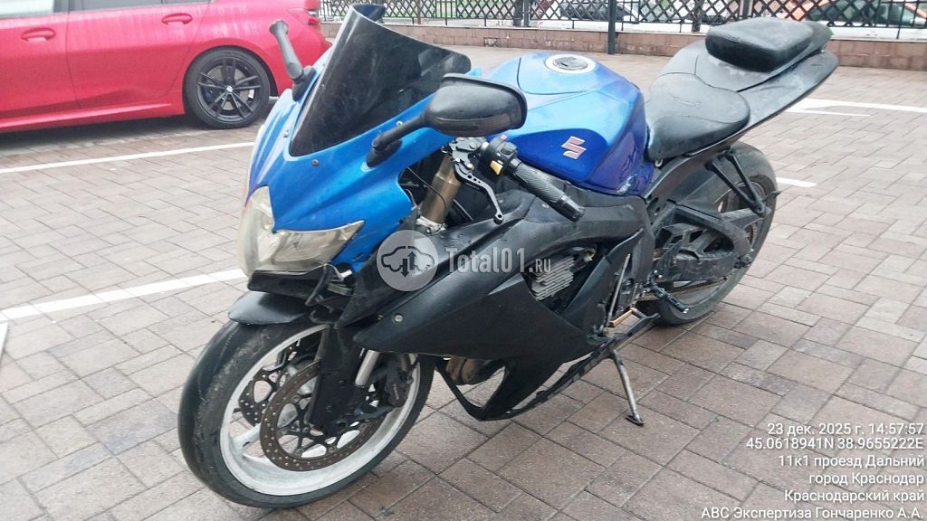 Фото Suzuki GSX-R600 22