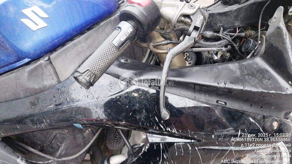 Фото Suzuki GSX-R600 38