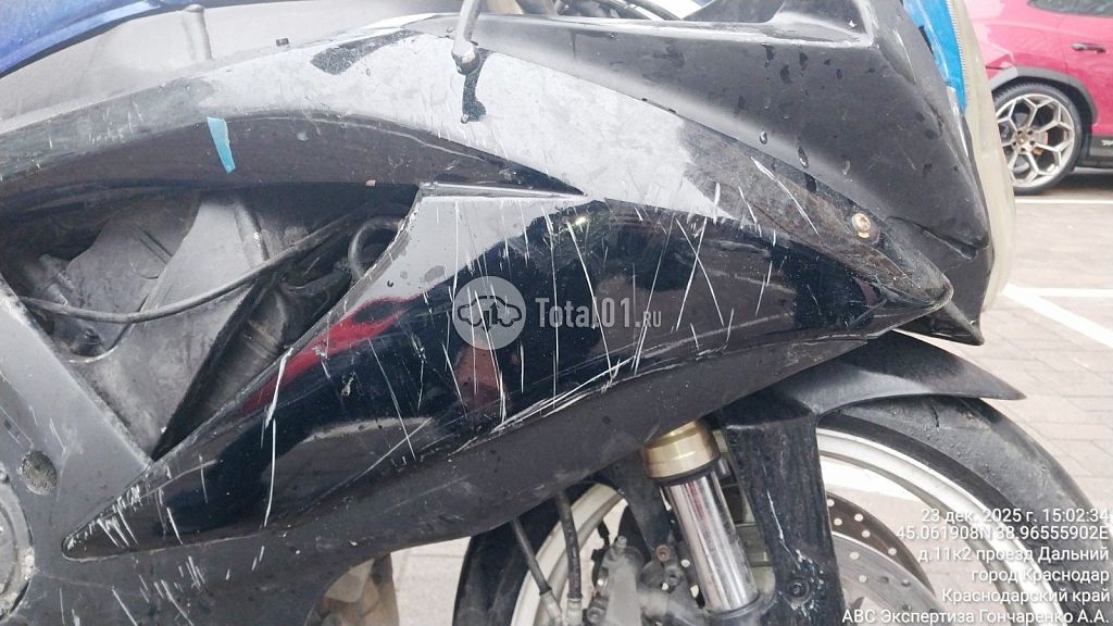 Фото Suzuki GSX-R600 42