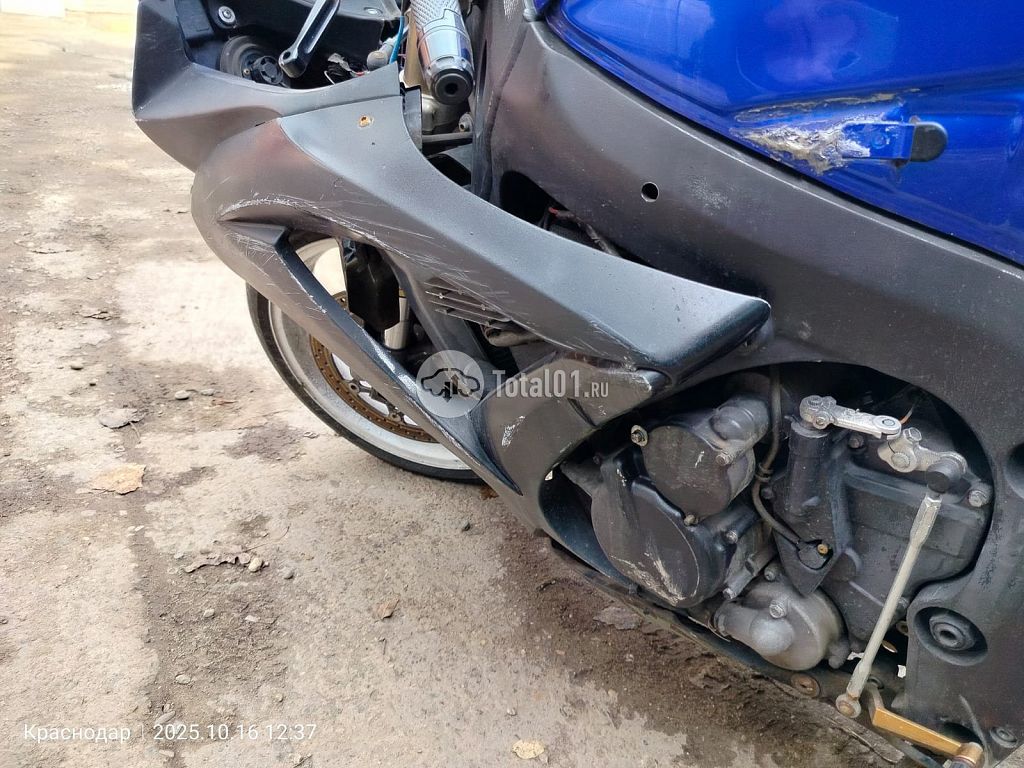 Фото Suzuki GSX-R600 58