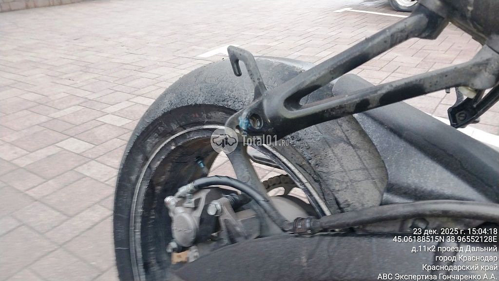 Фото Suzuki GSX-R600 78