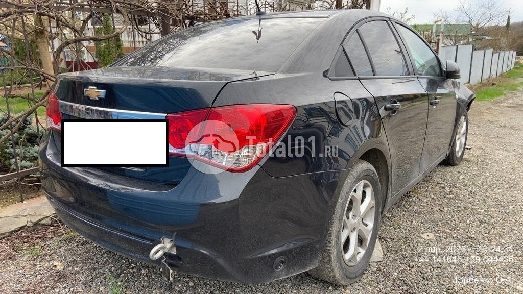 Фото Chevrolet Cruze 12