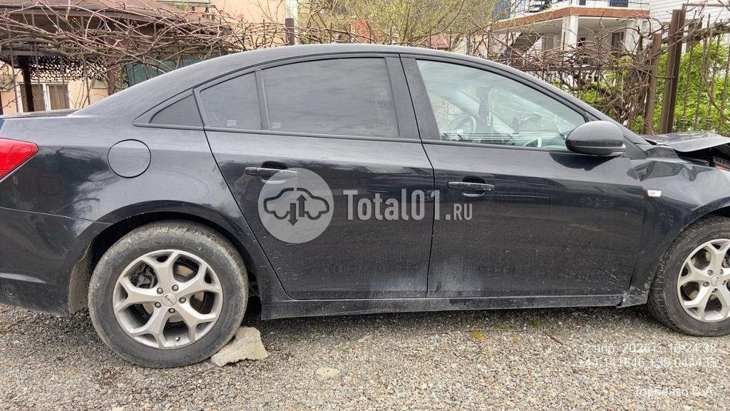 Фото Chevrolet Cruze 14