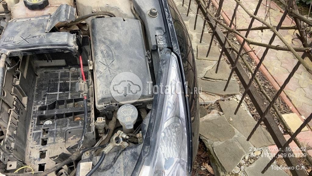 Фото Chevrolet Cruze 32