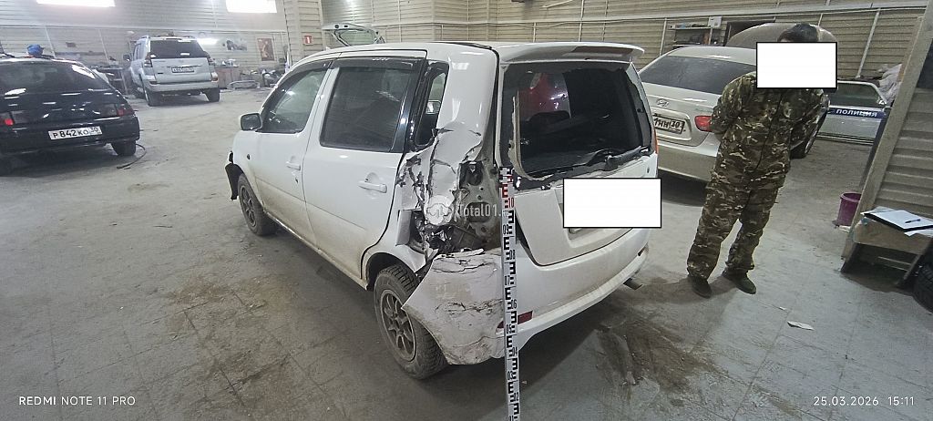 Фото Daihatsu YRV 12