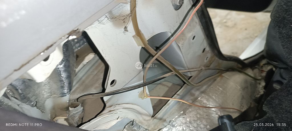 Фото Daihatsu YRV 38