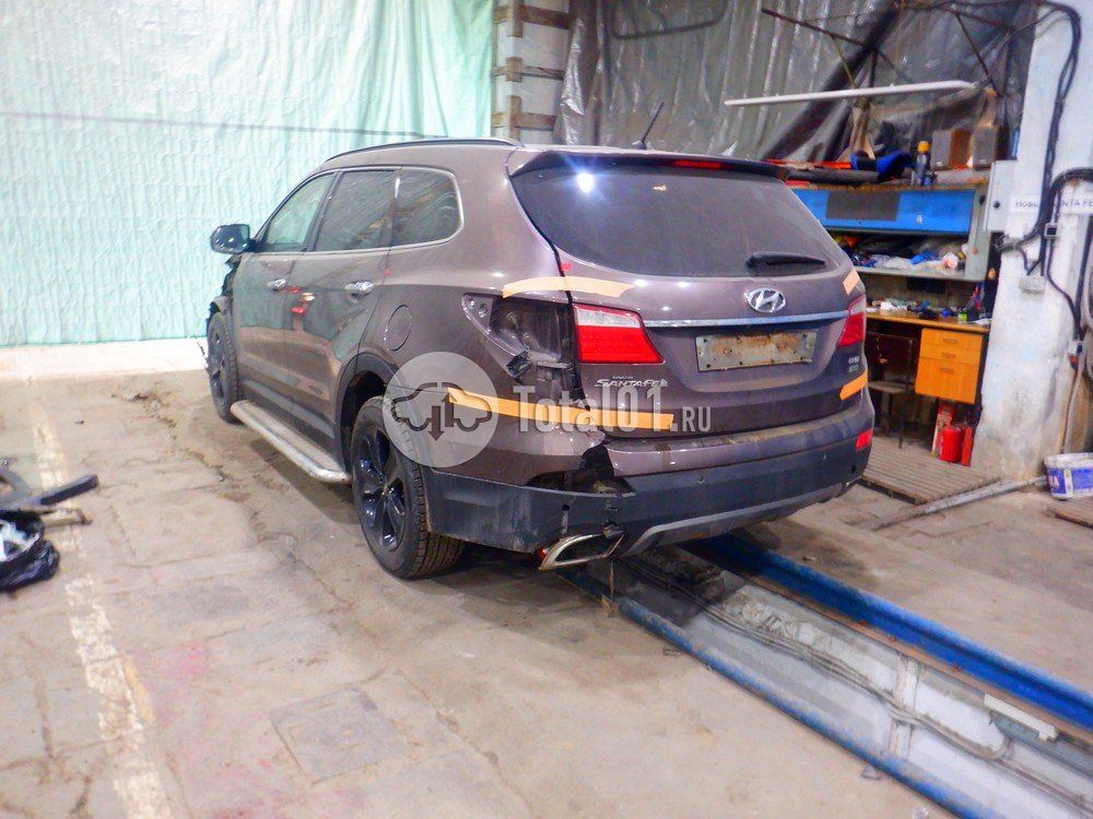 Фото Hyundai Santa Fe 10
