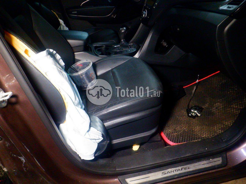 Фото Hyundai Santa Fe 28